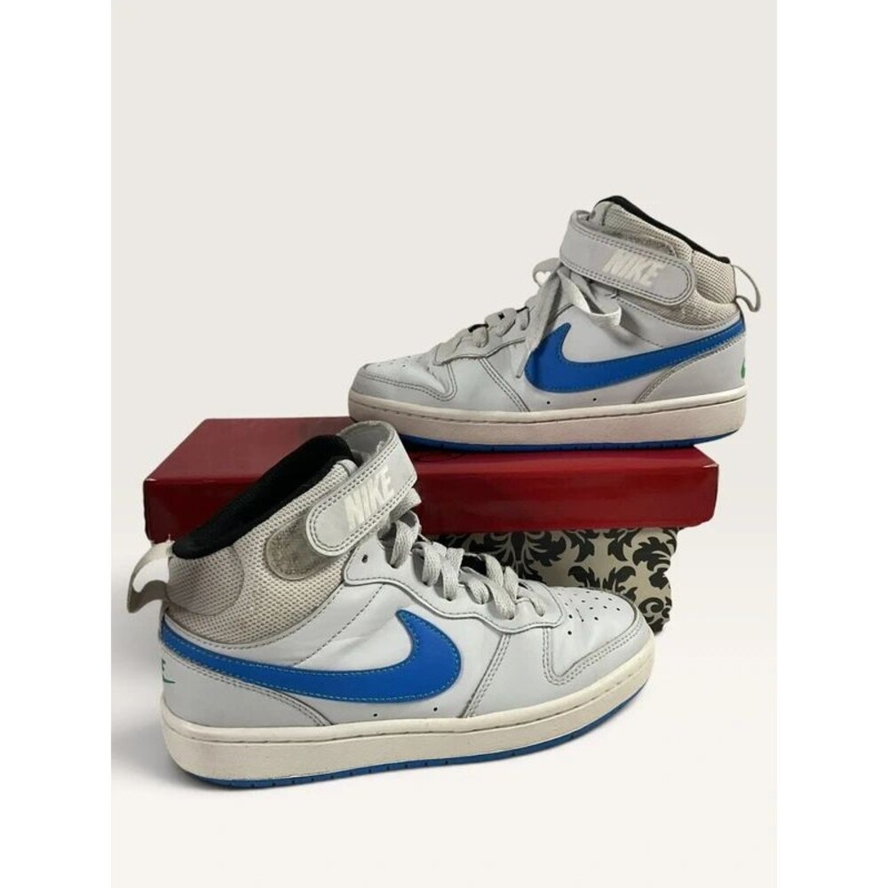 Nike Kids' Court Borough Mid 2 Size 4Y #CD7782-012